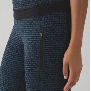 Lululemon Inspire II Leggings